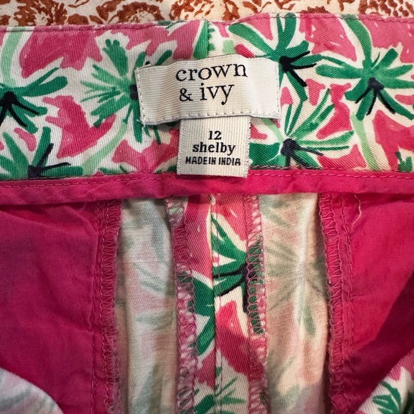 Crown & Ivy shorts - Picture 3 of 4